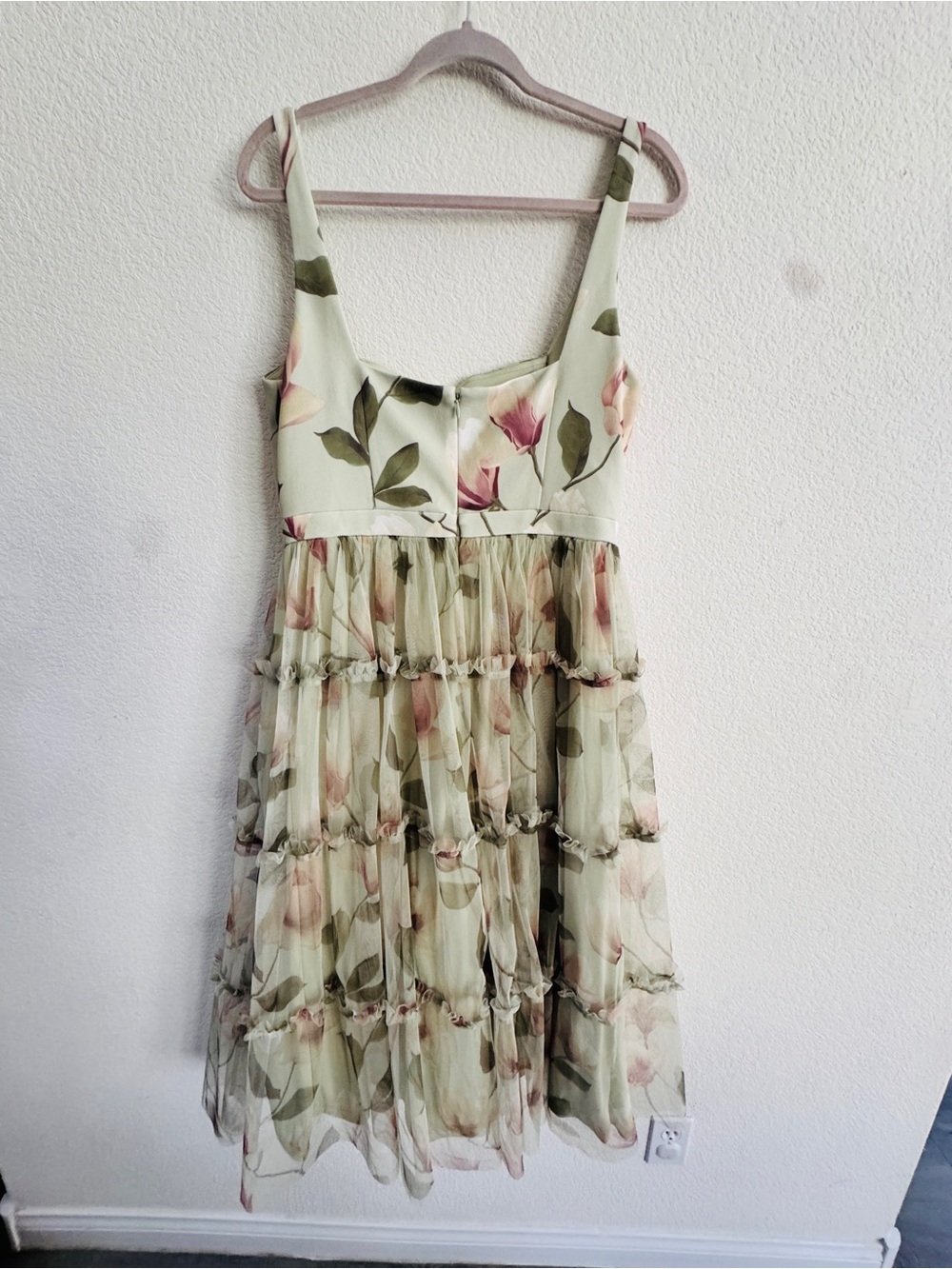 Adrianna PAPELL floral midi dress with square neck line, pale green 12 wedding - Picture 9 of 11